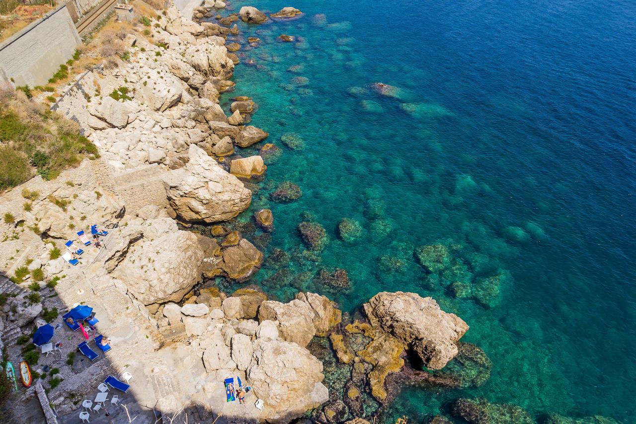 Sea Life - Taormina Apartment Exterior photo